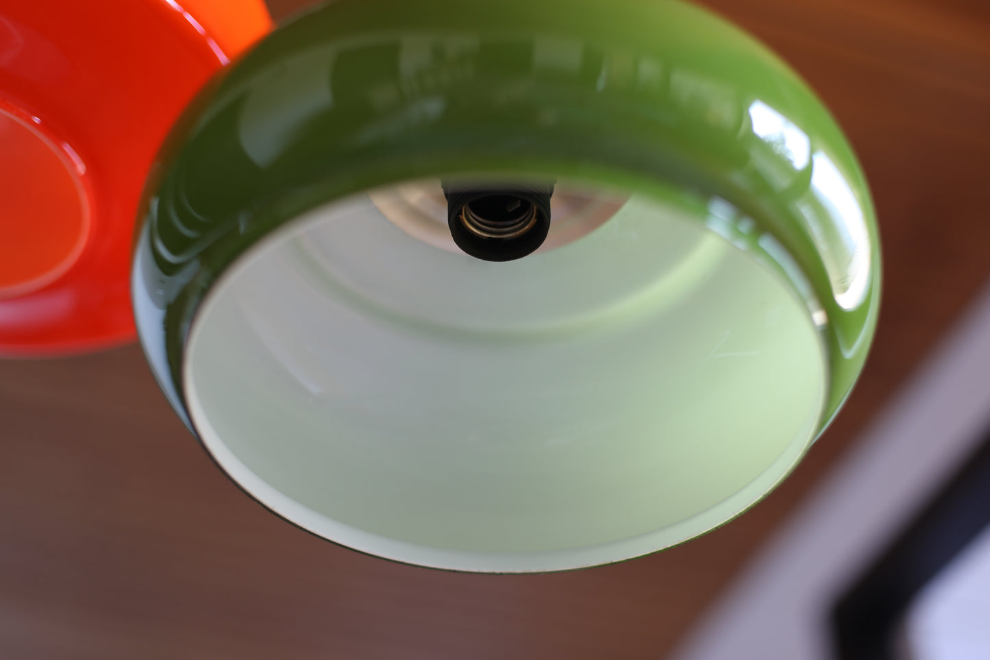 Vintage avocado green lamp