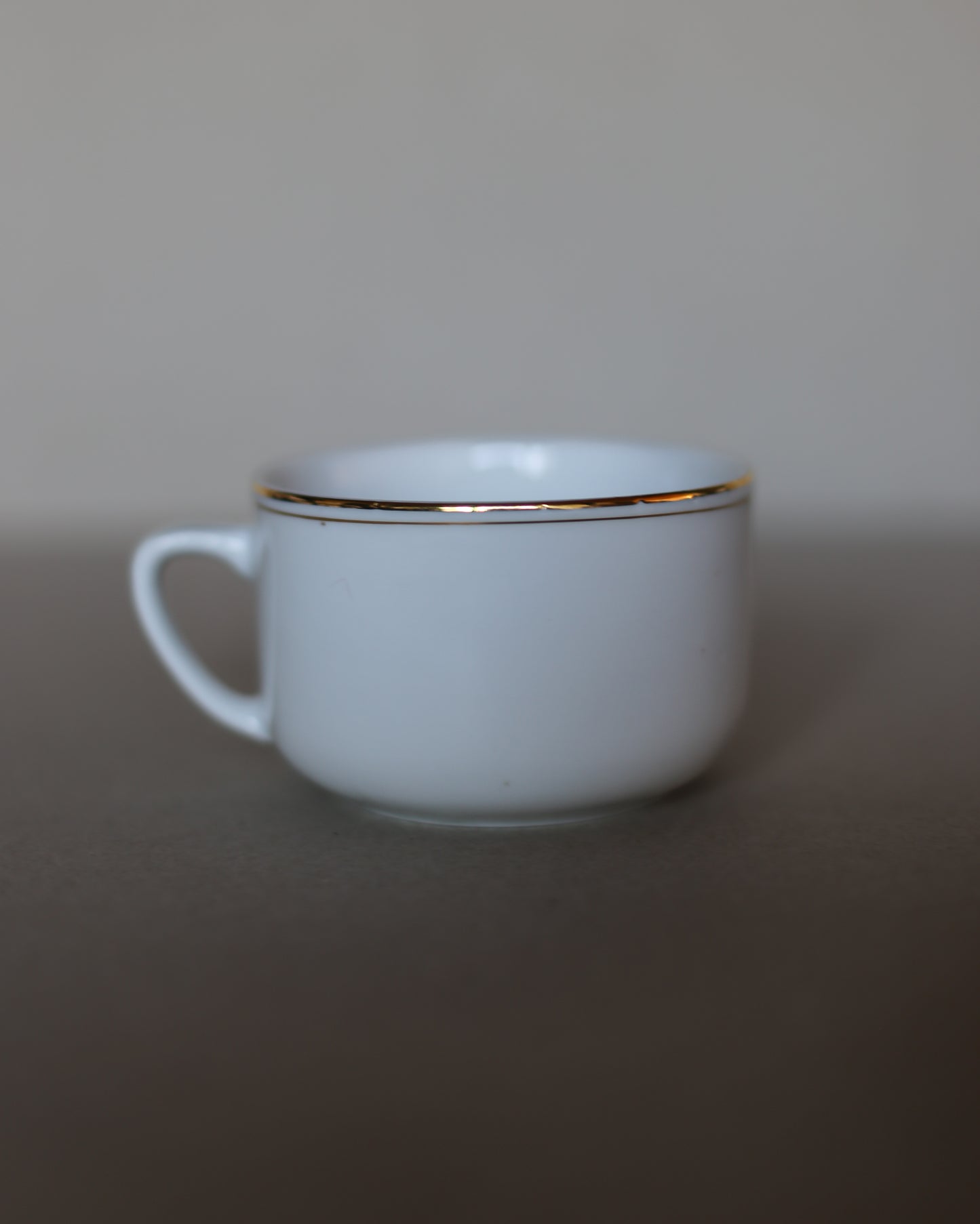 Jugokermika coffee cup with gold rim