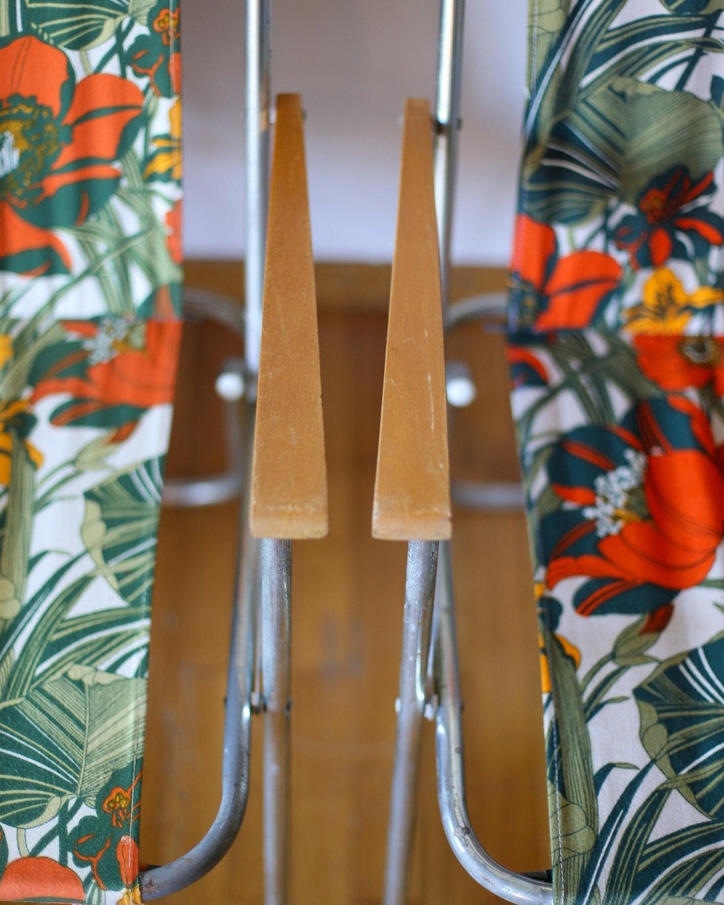 Set of two vintage folding chairs - Made in Yugoslavia