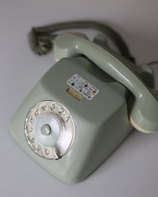 Vintage rotary telephone Ei Niš