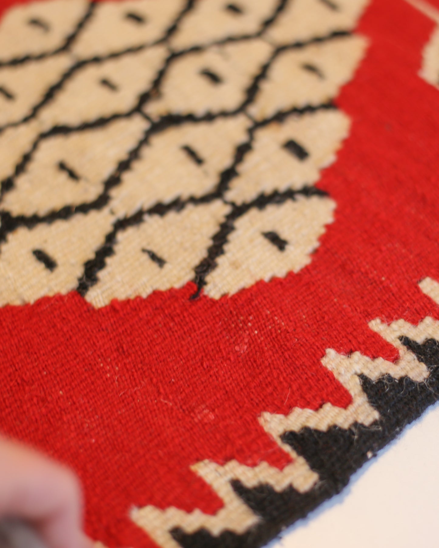 Vintage kilim rug