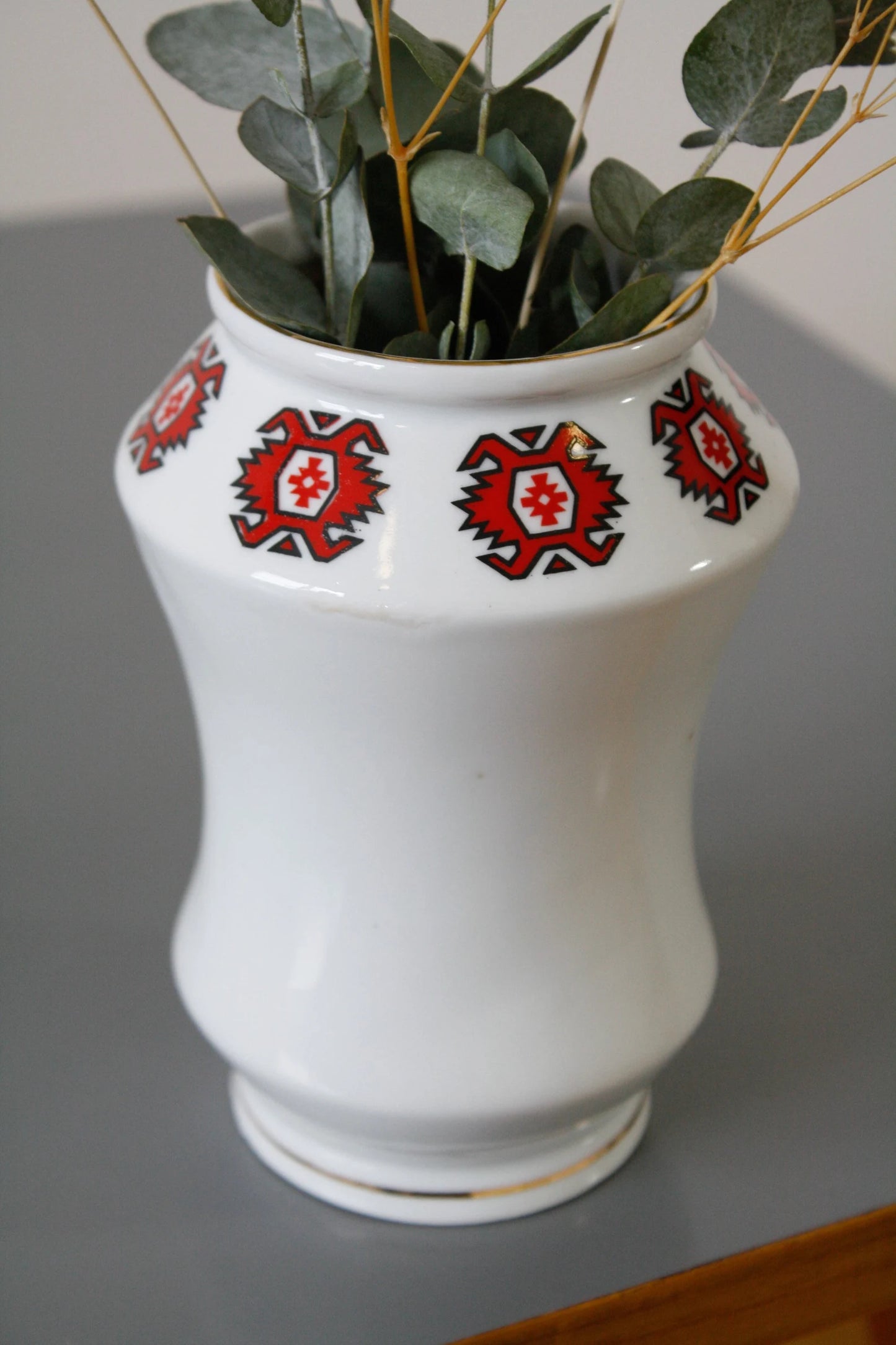 Vintage porcelain vase by FP Zaječar